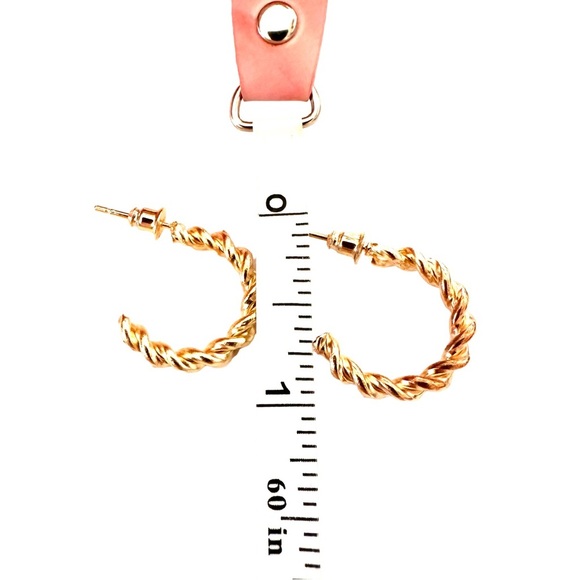 🔴 5 for $10 ONE PAIR Gold Tone Round Shaped Stud Earrings - Picture 3 of 3